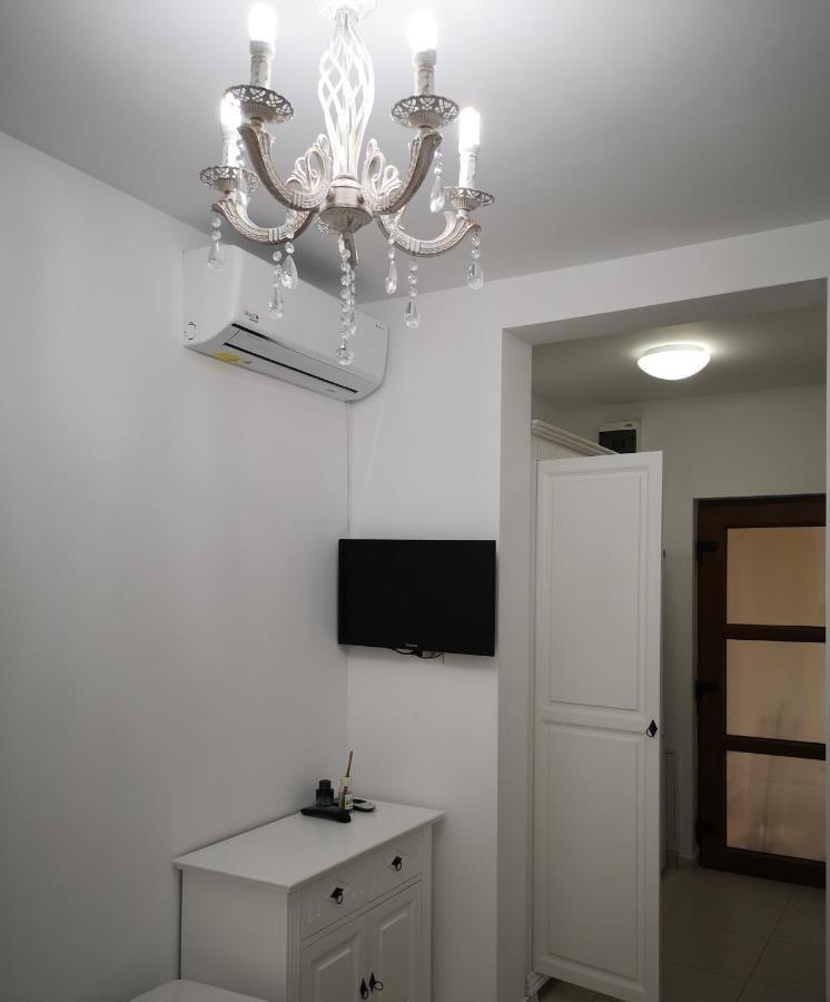 Brize Guest House Tuzla Esterno foto